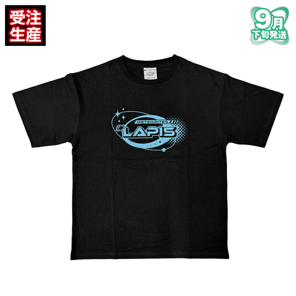 【受注生産/9月下旬発送】めておら - Meteorites - グリッターロゴTシャツ(-FIRST 1MPACT- ver./Lapis)＜受付期間：～7/13＞