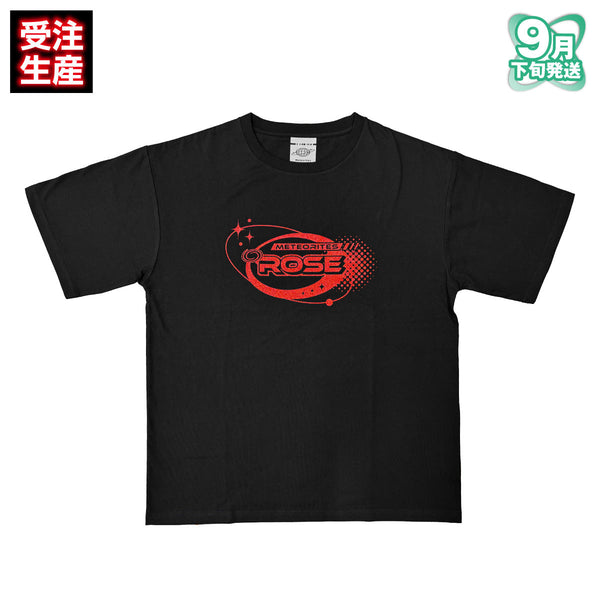 【受注生産/9月下旬発送】めておら - Meteorites - グリッターロゴTシャツ(-FIRST 1MPACT- ver./ロゼ)＜受付期間：～7/13＞