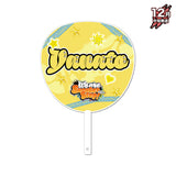 【12月中旬発送】すにすて - SneakerStep ジャンボうちわ(We are SneakerStep! -1st Step- ver./やなと)＜受付期間：～12/7＞